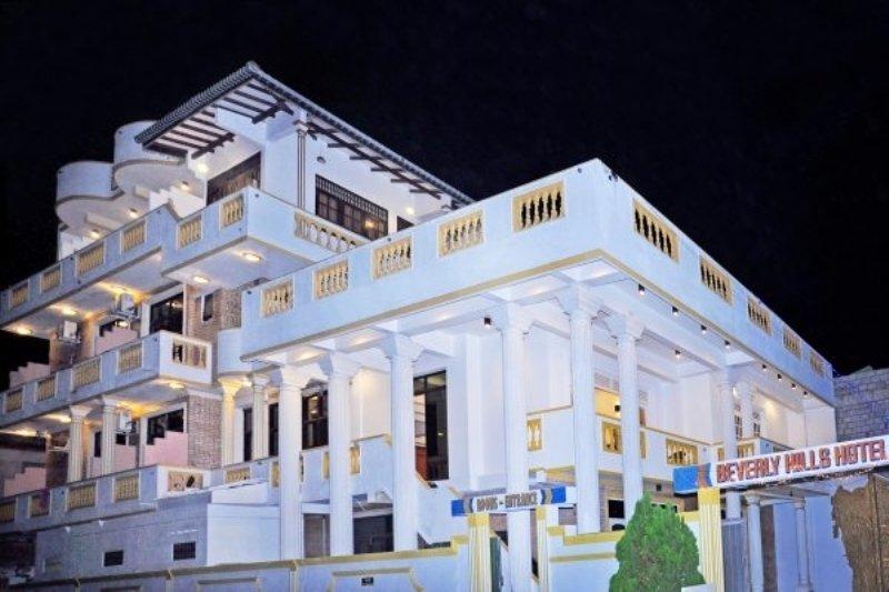 Beverly Hills Hotel Dehiwala-Mount Lavinia Eksteriør bilde
