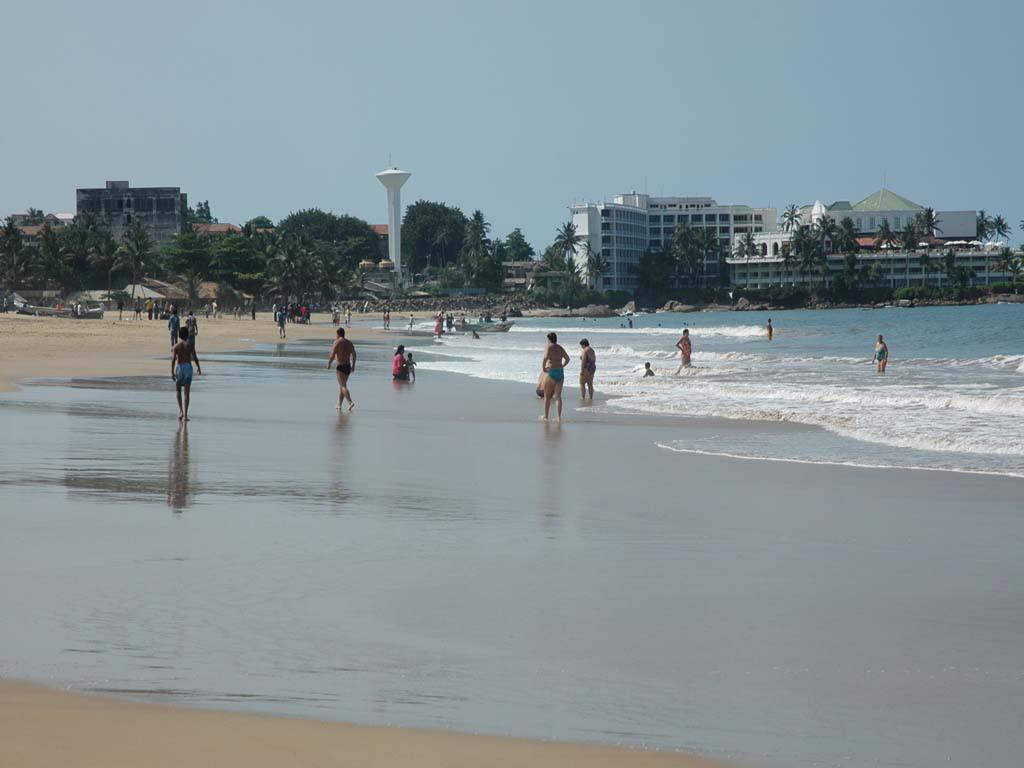 Beverly Hills Hotel Dehiwala-Mount Lavinia Eksteriør bilde